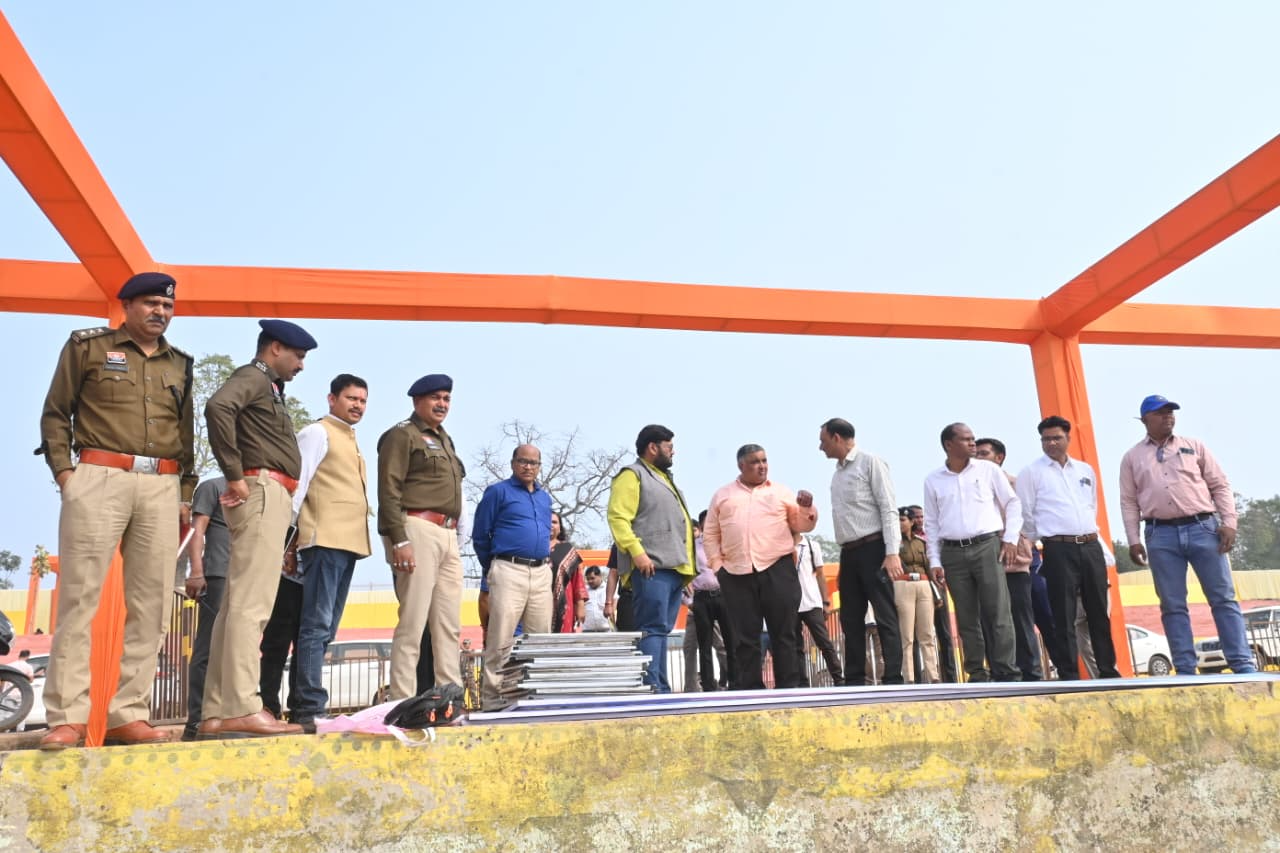 राजिम कुंभ कल्प: संस्कृति मंत्री ने लिया तैयारियों का जायजा, 30 जनवरी तक कार्य पूर्ण करने के निर्देश 1 web.whatsapp 46 3