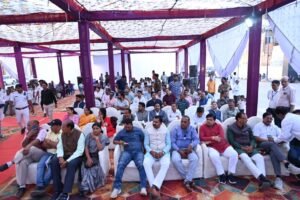 सांतरागाछी-रानी कमलापति-सांतरागाछी हमसफर एक्सप्रेस का अनूपपुर में, उत्कल एक्सप्रेस का वेंकटनगर तथा निजामुद्दीन–अम्बिकापुर- निजामुद्दीन एक्सप्रेस का कोतमा स्टेशन में ठहराव का लोकार्पण माननीया सांसद श्रीमती हिमाद्री सिंह द्वारा किया गया | 2 WhatsApp Image 2026 02 27 at 19.38.47 1