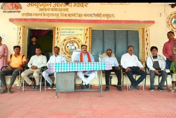 खड़गवां में निर्माणाधीन पीएचसी रतनपुर का निरीक्षण, नवीन 108 एम्बुलेंस का शुभारंभ 2 WhatsApp Image 2026 04 06 at 15.40.37