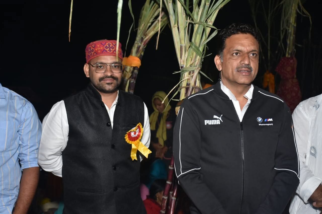 CM मोहन यादव और मेयर अन्नू का करीबी बताकर नौकरी दिलाने का झांसा, बीजेपी नेता रघु तिवारी पर लाखों की ठगी के आरोप 2 WhatsApp Image 2026 05 28 at 12.55.20
