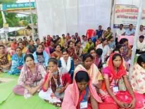 आदिम जाति कल्याण विभाग के दैनिक कर्मचारी अनिश्चितकालीन हड़ताल पर, विभागीय कार्यशैली पर उठे सवाल 1 WhatsApp Image 2026 07 03 at 11.48.24