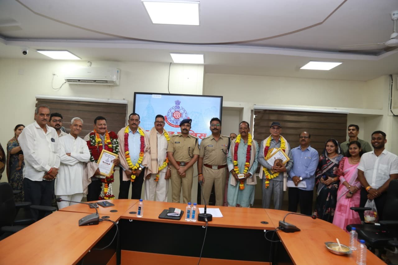 थाना महिदपुर पुलिस ने श्मशान घाट में हुई चोरी का 2 दिन में किया खुलासा 2 WhatsApp Image 2026 08 02 at 13.23.20