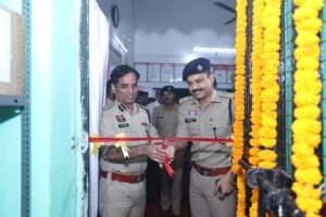 रायपुर पुलिस कमिश्नरेट का बड़ा कदम: थाना गंज में “ई-मालखाना” प्रणाली का शुभारंभ, कोतवाली डिवीजन पूरी तरह हुआ डिजिटल 1 WhatsApp Image 2026 08 07 at 20.19.07