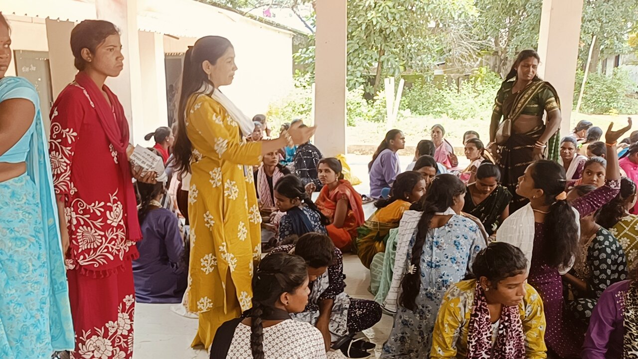 वनांचल की बेटियों के सपनों को मिली नई उड़ान, ग्रामीण बालिकाओं-महिलाओं को 10वीं ओपन परीक्षा का अवसर 2 WhatsApp Image 2026 08 11 at 15.10.11 1