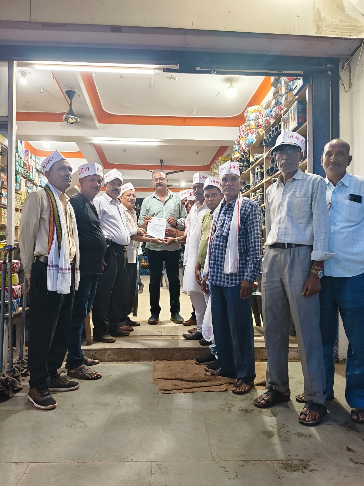 वादों की याद दिलाने भाजपा नेताओं के दरवाजे पहुंच रही लक्ष्य जिला सिहोरा समिति 1 WhatsApp Image 2026 09 09 at 08.25.18