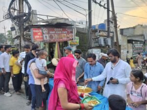 विश्वकर्मा पूजा पर हनुमंत प्रसादी वितरण समिति ने लगाया महाभंडारा 1 WhatsApp Image 2026 09 18 at 15.20.03
