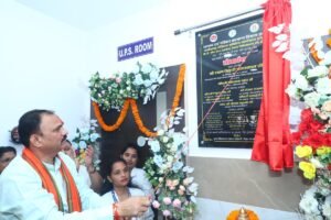 जन्मदिन पर स्वास्थ्य मंत्री ने चिरमिरी जिला अस्पताल को दी सीटी स्कैन की सौगात 4 WhatsApp Image 2026 10 01 at 15.43.02