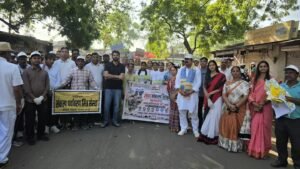 जिला प्रशासन और नगरपालिका की पहल: नीमच में 'सेवा मेरा योगदान' अभियान के तहत स्वच्छता रैली व कपड़ा थैला वितरण कार्यकम सम्पन्न । 1 WhatsApp Image 2026 10 02 at 11.46.23