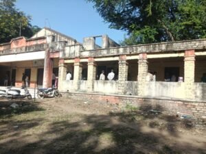 नीमच में सरकारी जमीन पर प्रशासन का बड़ा एक्शन, जीवाजी राव छात्रावास परिसर में भारी पुलिस बल के साथ कब्जा बहाली की कार्रवाई शुरू 1 WhatsApp Image 2026 10 03 at 10.29.16 1