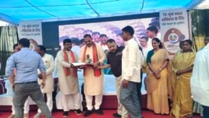 खड़गवां से छत्तीसगढ़ ने रचा नया इतिहास, देश में प्रदेश के 4 विकासखंड हुए टीबी मुक्त घोषित, कई ग्राम पंचायत भी शामिल 8 WhatsApp Image 2026 10 08 at 18.47.49 1