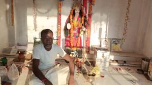 2000 फीट ऊंची पहाड़ी पर विराजमान मां गरजई धाम: आस्था, चमत्कारिक जनश्रुतियों और प्रकृति का अद्भुत संगम 1 WhatsApp Image 2026 10 18 at 12.23.41 1