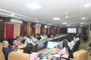 जनगणना 2027 के द्वितीय चरण के लिए जिला एवं चार्ज अधिकारियों का प्रशिक्षण आयोजित 1 WhatsApp Image 2026 10 22 at 16.08.37