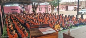 बच्चों के सुरक्षित भविष्य के लिए न्यायाधीशों ने संभाली कमान, स्कूलों में गूंज रहा ‘सुरक्षित बचपन’ का संदेश 2 WhatsApp Image 2026 10 29 at 13.05.58 1
