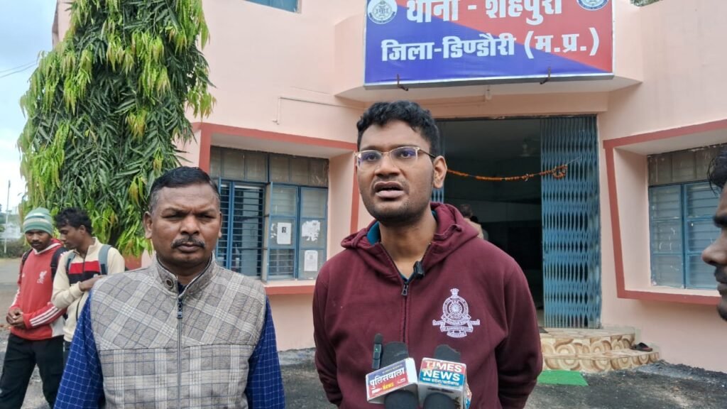 शहपुरा एसडीएम का बड़ा एक्शन! आयुष्मान कार्ड के कथित फर्जीवाड़े में छह पर FIR, बस और प्रचार वाहन जब्त 5 WhatsApp Image 2026 10 31 at 19.34.39