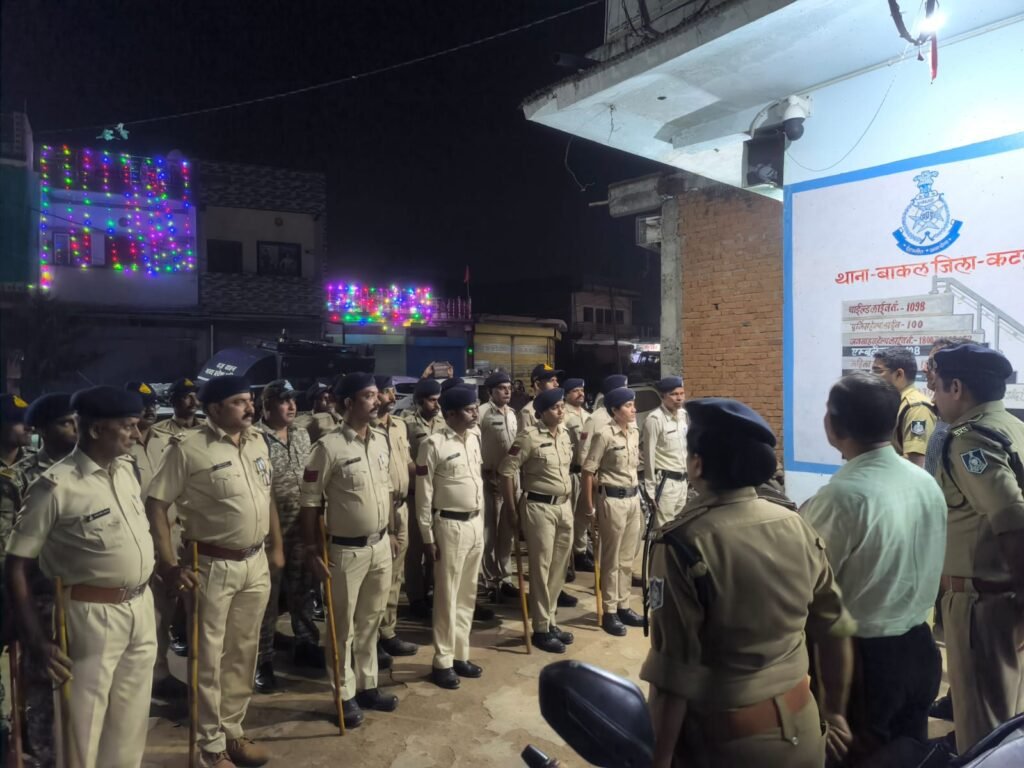 देर रात बाकल पहुंचे जिले के कलेक्टर व पुलिस अधीक्षक स्थिति का लिया जायजा 76b45cf7 f92d 4a1d b634 073ae681e5e4