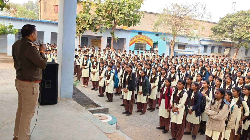 बहोरींबद थाना पुलिस द्वारा मुस्कान अभियान के तहत चलाया गया जागरुकता अभियान