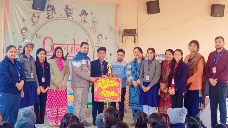 द गुरुकुल(ए टेम्पल ऑफ एजुकेशन) में महान गणितज्ञ श्री निवास रामानुजन के जन्म दिवस के अवसर पर.नेशनल मैथ्स.डे.मनाया गया