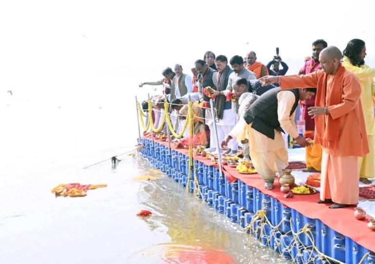 संत महात्माओं श्रद्धालुओं एवं स्नानार्थियों के साथ करें अच्छा व्यवहार : मुख्यमंत्री