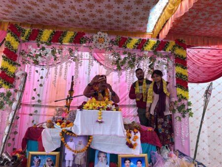 हल-हल धारा में गूंज रही भक्ति की धारा, श्रीमद् भागवत कथा व पार्थिव शिवलिंग निर्माण का दिव्य आयोजन 9bd31758 9b52 49aa 98c5 510007b66b8f