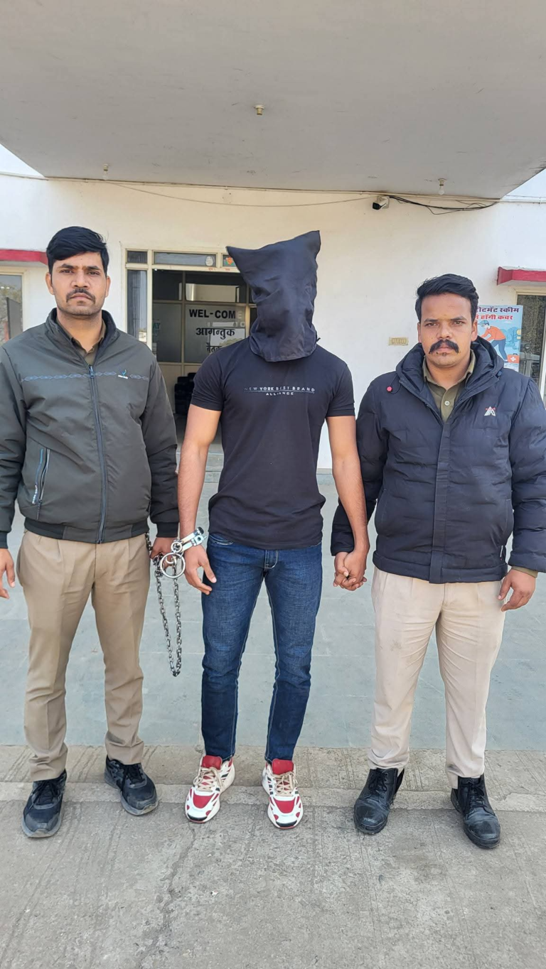 नईआबादी मंदसौर पुलिस द्वारा सिथेटिक ड्रग एमडी , एमडीएमए पर लगातार कार्यवाही करते हुये नशा परिवहन करने वाले एक तस्कर को किया गिरफ्तार