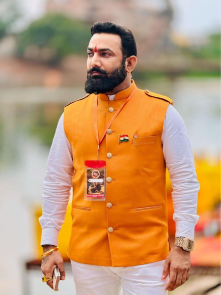 वीरेंद्र सिंह तोमर को मिली जमानत, जिला न्यायालय रायपुर ने आर्म्स एक्ट मामले में दी बड़ी राहत web.whatsapp 2026 01 08T102027.640