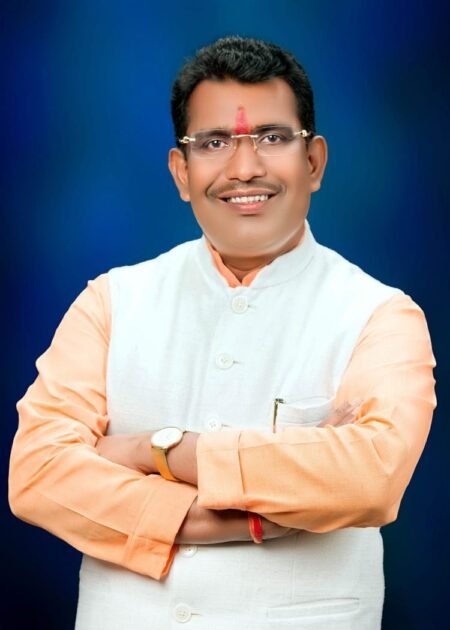 राजिम कुंभ कल्प में मुख्यमंत्री विष्णुदेव साय ने संगम के कायाकल्प के लिए दिया ऐतिहासिक तोहफा,संगम पर बनेगा बैराज और नौका विहार से बढ़ेगा पर्यटन विकास b7dc02b4 51d6 46c1 b79d bc295c9fda29