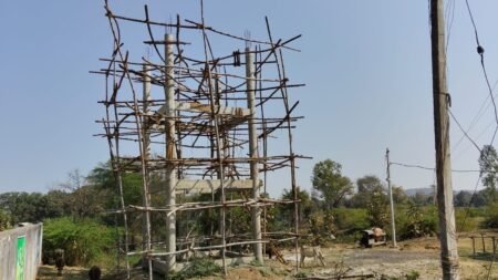 प्यास से जूझ रहे पिपरिया शुक्ल के ग्रामीण, 2 साल से अधूरी पड़ी पानी की टंकी ढीमरखेड़ा तहसील के ग्राम पंचायत पिपरिया शुक्ल में निर्माण कार्य में अनियमितताओं के आरोप, जांच की मांग तेज c72e3025 61cb 42e5 927d 79313fb4ef42