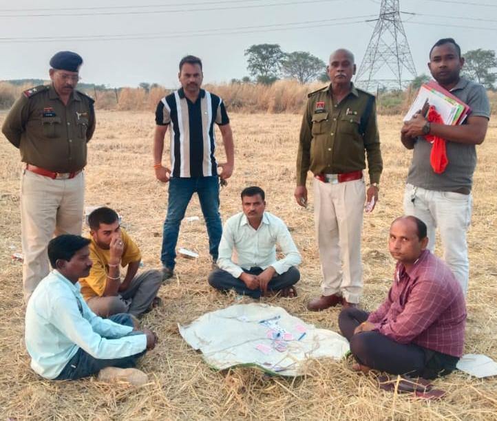 पुलिस उप महानिरीक्षक (DIG) श्री रामकृष्ण साहू (IPS) के निर्देशन पर बेमेतरा पुलिस की अवैध गतिविधियों पर ताबड़तोड़ कार्यवाही जारी।