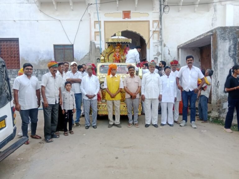 गोयला देवी दासोत क्षेत्रिय समाज ने निकाली भव्य गणगौर की ईश्वर जी की भव्य सवारी 679f1fd5 ba0e 4952 9f5b 1ed4b2cbe992