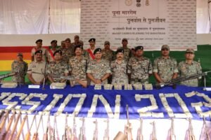 बस्तर में ऐतिहासिक ‘पूना मारगेम’: 108 माओवादियों का आत्मसमर्पण, करोड़ों की डंप बरामदगी से टूटी नक्सलवाद की कमर WhatsApp Image 2026 03 11 at 5.29.38 PM