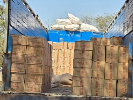 नाहरगढ पुलिस की बड़ी स्ट्राइक: सोयाबड़ी के ‘कवच’ में छिपी 50 लाख की शराब बरामद! WhatsApp Image 2026 03 14 at 07.50.40