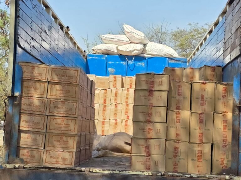 नाहरगढ पुलिस की बड़ी स्ट्राइक: सोयाबड़ी के ‘कवच’ में छिपी 50 लाख की शराब बरामद! WhatsApp Image 2026 03 14 at 07.50.40