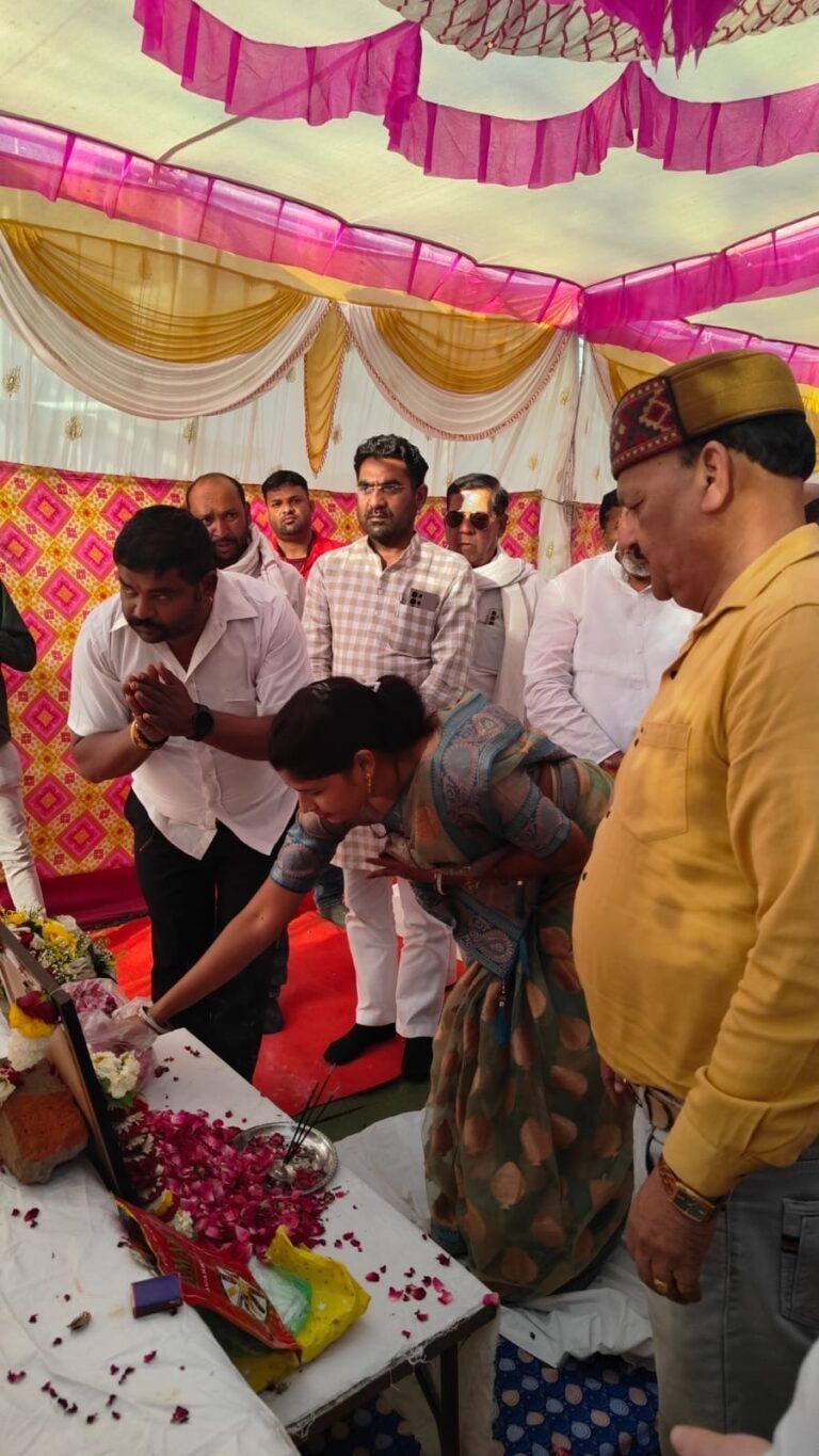 f30fe37f 69d9 4345 a338 001ef73870a0