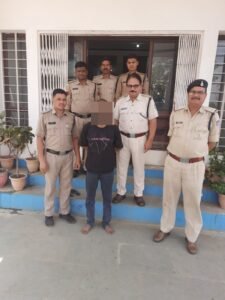 मानसिक प्रताड़ना से तंग आकर युवती ने दी जान, डेढ़ साल बाद पुलिस के हत्थे चढ़ा आरोपी WhatsApp Image 2026 04 06 at 17.58.48