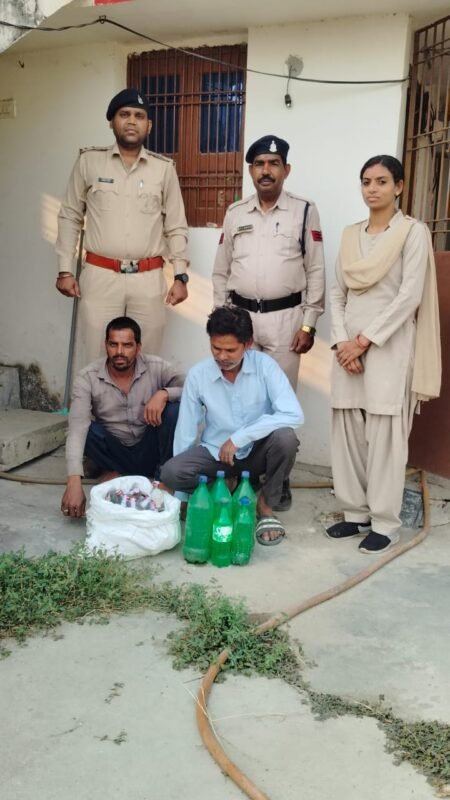 40 पाव देशी प्लेन और 07 लीटर हाथ भट्ठी महुआ शराब की गई जब्त WhatsApp Image 2026 04 08 at 17.56.06