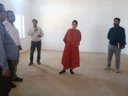 निरीक्षण उपरांत जिला सीईओ ने जताई नाराजगी सहायक सचिव एवं उप यात्रियों को थमाया शोकाज नोटिस WhatsApp Image 2026 04 11 at 11.44.25