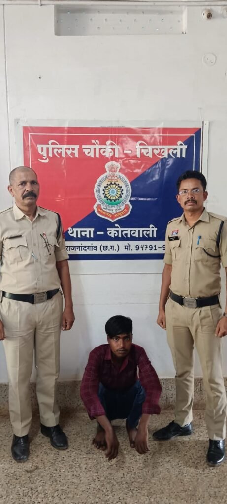 शंकरपुर मे चाकू, डण्डा से मारपीट करने वाला आरोपी एवं विधि से संघर्षरत बालक गिरफ्तार WhatsApp Image 2026 04 16 at 17.55.33