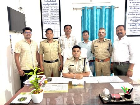 कुण्डीपुरा पुलिस की जुआ खेलने वाले के विरुध्द कार्यवाही ,नगदी रकम 20400/- रुपये जप्त 85d52821 0981 46f4 995d 883a68ad7285