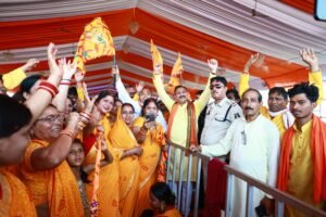सरगुजा संभाग की सबसे भव्य कलश यात्रा: 10 हजार मातृशक्तियों ने उठाया कलश, जय श्रीराम के नारों से गूंजा चिरमिरी WhatsApp Image 2026 05 17 at 14.39.37