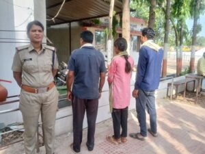 स्लीमनाबाद पुलिस को गुमशुदा नाबालिग बालिका को दस्तयाब करने में सफलता प्राप्त हुईं। WhatsApp Image 2026 05 18 at 21.35.40