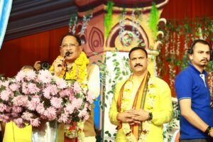 चिरमिरी में राममय हुआ वातावरण, मुख्यमंत्री विष्णु देव साय ने श्रीराम कथा में लिया आशीर्वाद WhatsApp Image 2026 05 22 at 16.40.02