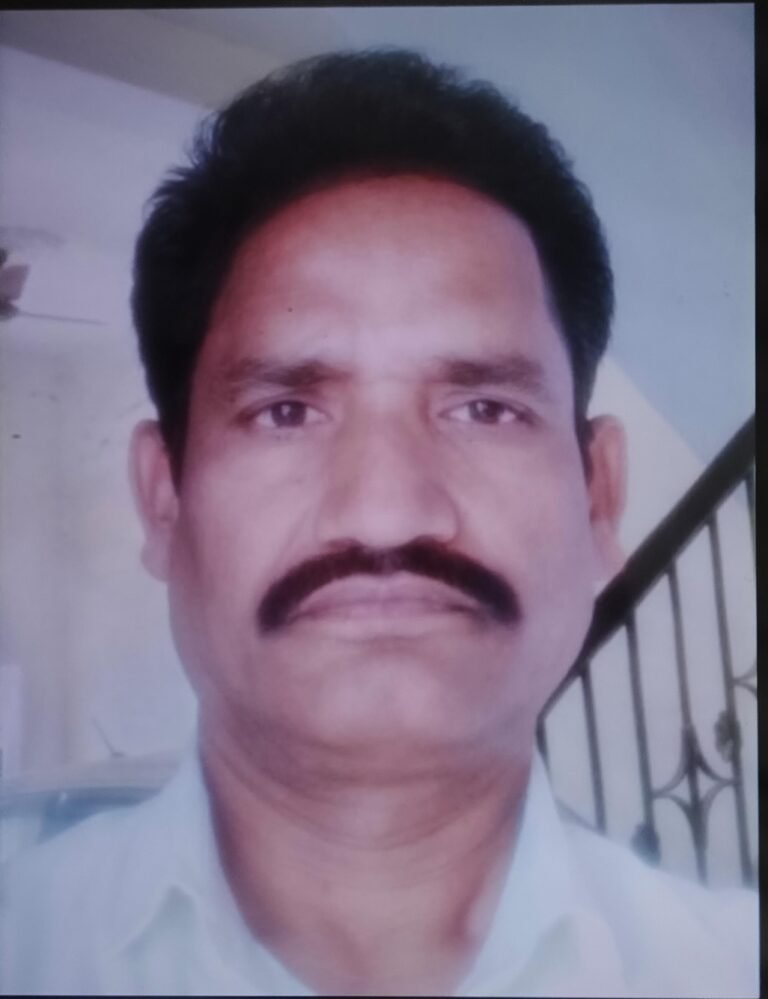 *नागपुर हा० से० स्कूल के प्राचार्य पर उठे सवाल*:*सेवा पुस्तिका सत्यापन की जिम्मेदारी से बचने का प्रयास*? WhatsApp Image 2026 05 31 at 14.57.56