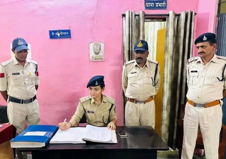 छिंदवाड़ा पुलिस का बड़ा कॉम्बिंग ऑपरेशन एक रात में 123 वारंटी गिरफ्तार 1 faf925ea 182f 49dc 9cdc fc643190791d