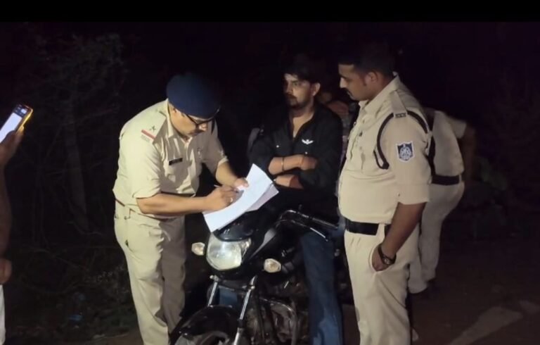 ढीमरखेड़ा पुलिस की अवैध शराब परिवहन पर बड़ी कार्रवाई 326b3a89 b18f 426e b568 ffdb267ef033