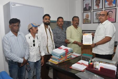 रायपुर: स्काईवॉक निर्माण में भ्रष्टाचार का आरोप, PWD को सौंपा ज्ञापन; 3 तारीख को कांग्रेस करेगी प्रदर्शन WhatsApp Image 2026 06 01 at 19.58.35