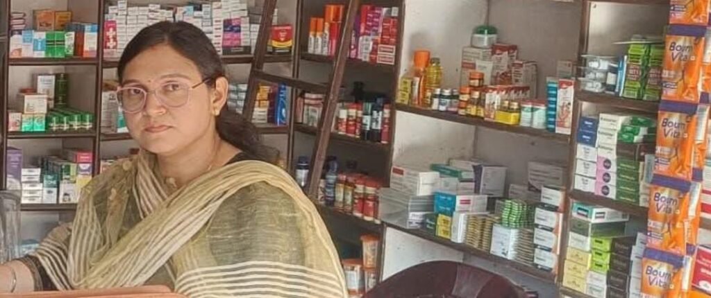 *औषधि विभाग की बड़ी कार्रवाई: 10 मेडिकल स्टोर्स को कारण बताओ नोटिस जारी* WhatsApp Image 2026 06 06 at 18.17.15