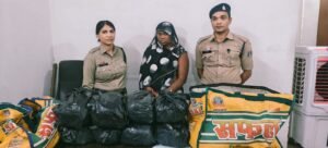 महिला तस्कर से 16 किलो गांजा जब्त, रायपुर पुलिस की बड़ी कार्रवाई WhatsApp Image 2026 06 07 at 16.19.34