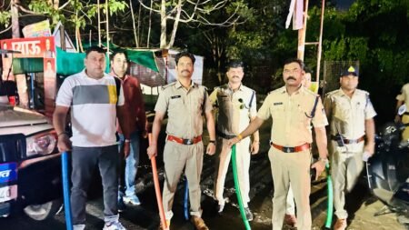 *देहात थाना एवं कोतवाली पुलिस की संयुक्त कॉम्बिंग गश्त, संदिग्धों पर रखी गई पैनी नजर* WhatsApp Image 2026 06 10 at 11.04.56 1