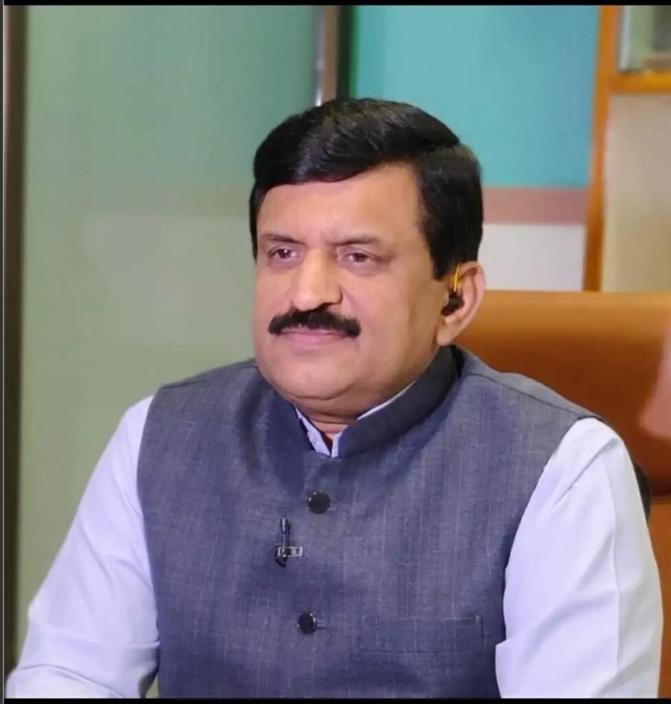 *चमत्कार और तंत्र-मंत्र के नाम पर अंधविश्वास फैलाने वालों से सावधान रहें: डॉ. दिनेश मिश्र* WhatsApp Image 2026 06 13 at 09.16.45 1