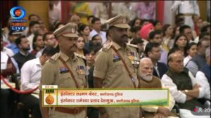 महामहिम राष्ट्रपति ने कांकेर के दो वीर पुलिस अधिकारियों को ‘शौर्य चक्र’ से किया सम्मानित a1ea3f92 f425 404e 9f17 356c904ea14a 1